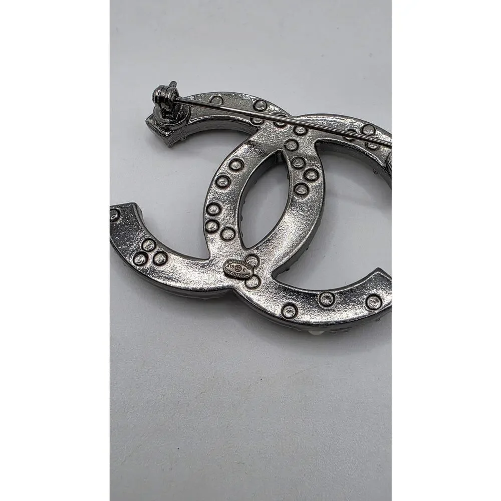 Chanel Silver-tone Faux Pearl Resin Interlocking CC Pin Brooch